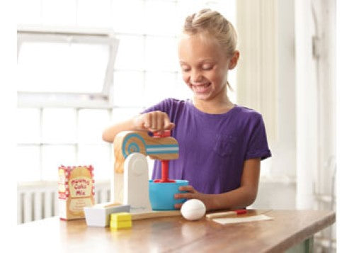 Melissa & Doug - Wooden Make-A-Cake Mixer Set