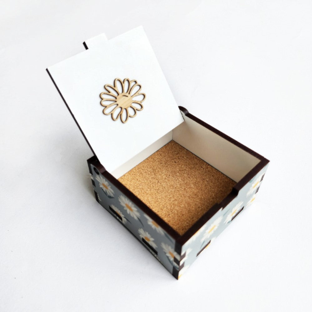 Square Trinket Box - Mountain Daisy (8 x 8 x 4cm)