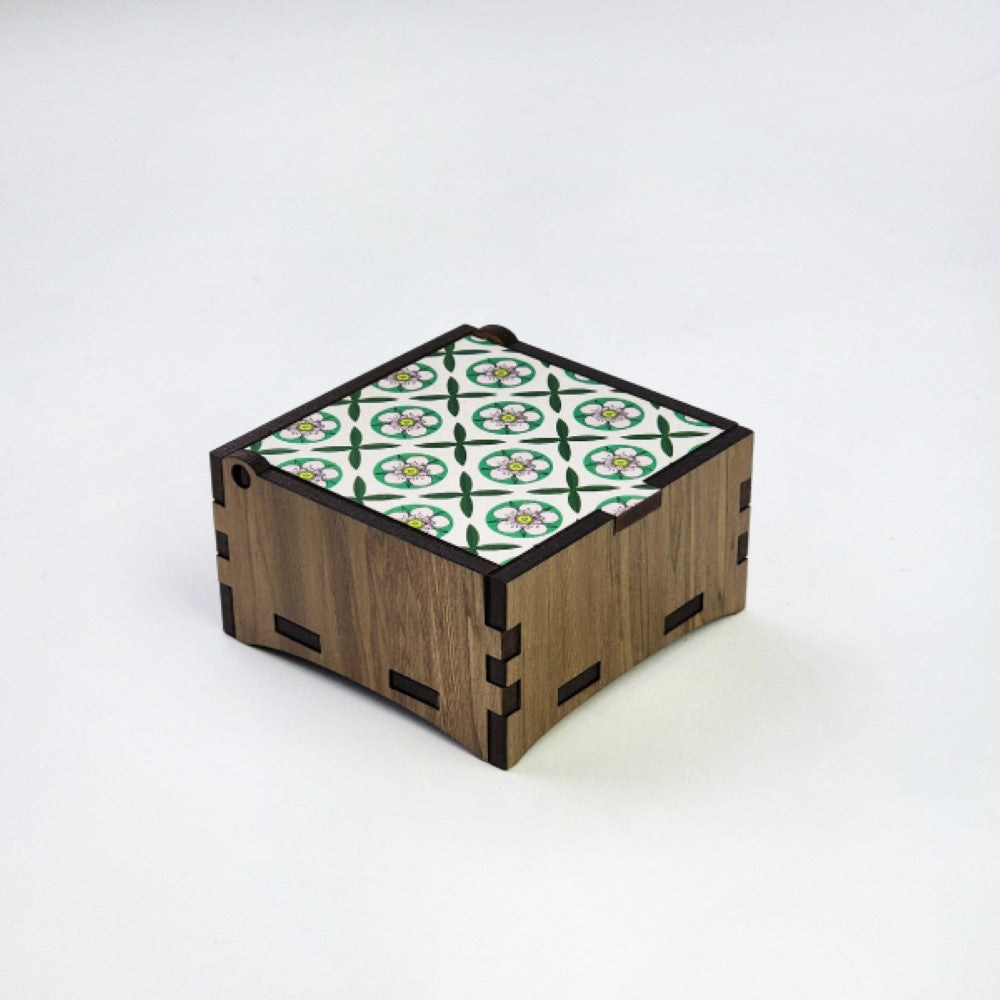 Square Trinket Box - River Rimu Manuka Flower (8 x 8 x 4cm)