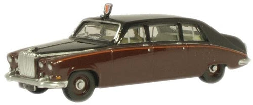 Diecast Model - Daimler DS420 Limousine - Scale: 1/76 (Smartfox)