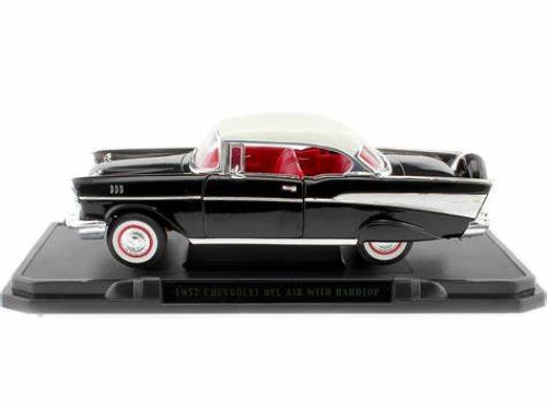 Diecast Model - 1957 Chevrolet Bel Air Hard Top - Scale: 1/18