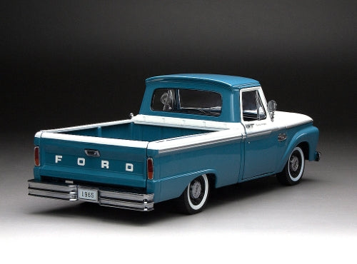 Diecast Model - 1965 Ford F-100 Custom Cab