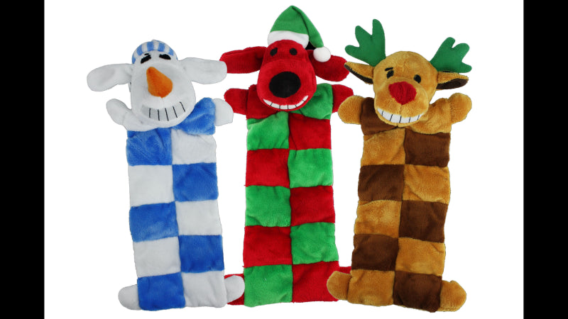 Christmas-themed loofa mat for dogs with 13 squeakers, available in green or red, perfect for cuddling and play.