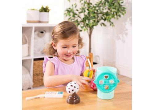 Melissa & Doug - Play to Go Ice Cream Play Set