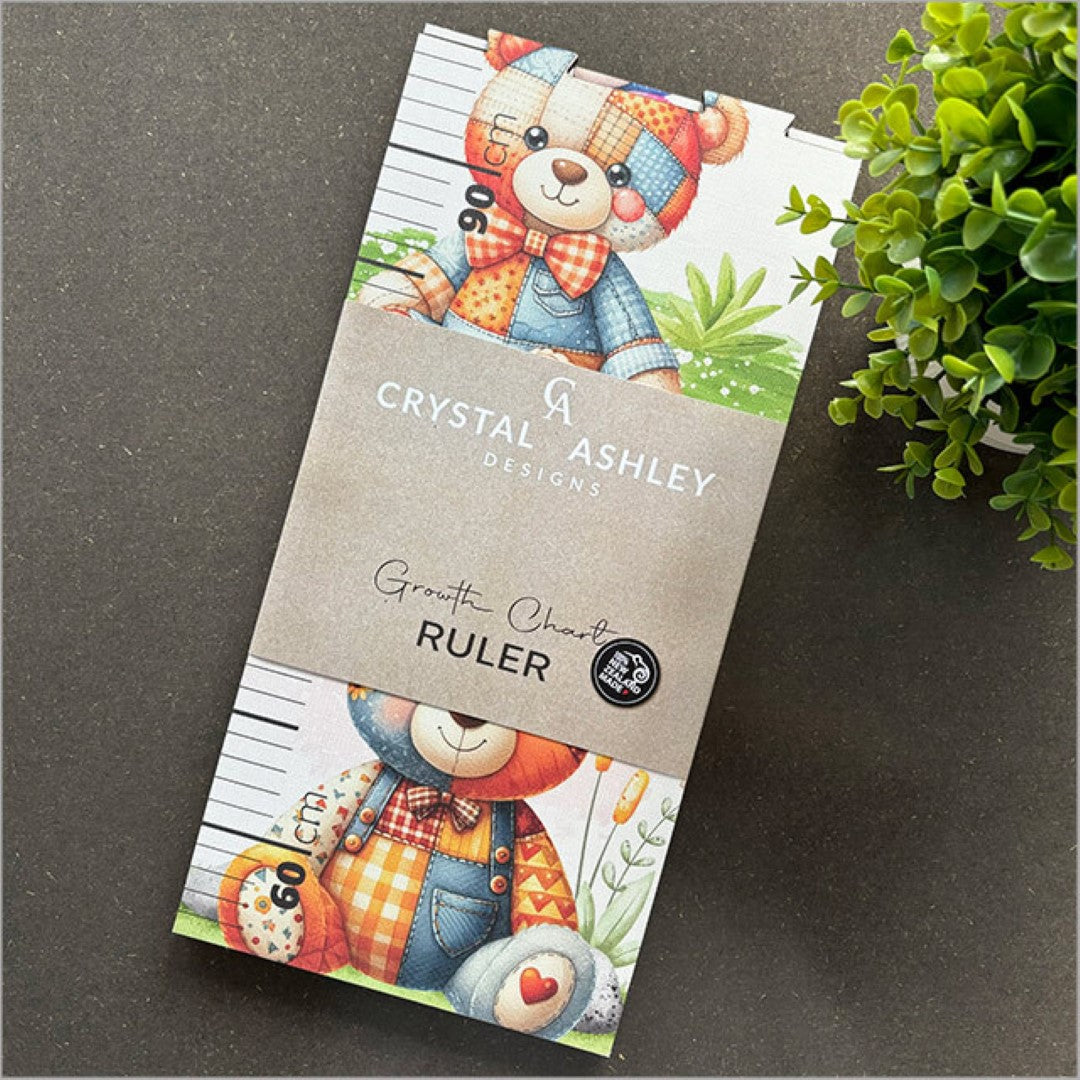 Growth Chart Ruler featuring patchwork teddy bears, 175 cm tall, includes puzzle pieces and markers for tracking children's height.