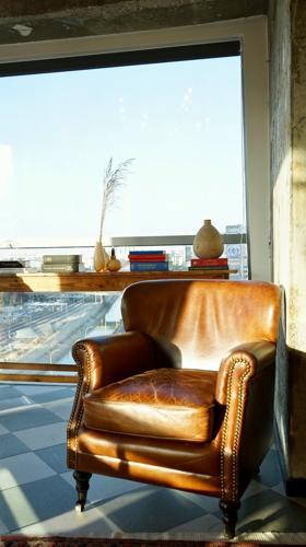 Mortimer Chair Vintage Cigar - 715 X 740 X 790