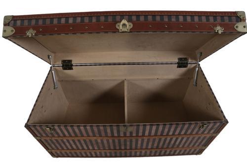 Trunk Coffee Table - 1120 X 520 X 590