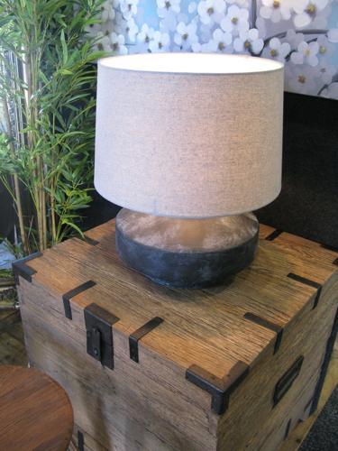Reclaimed Oak Trunk Sidetable - Reclaimed Natural Oak