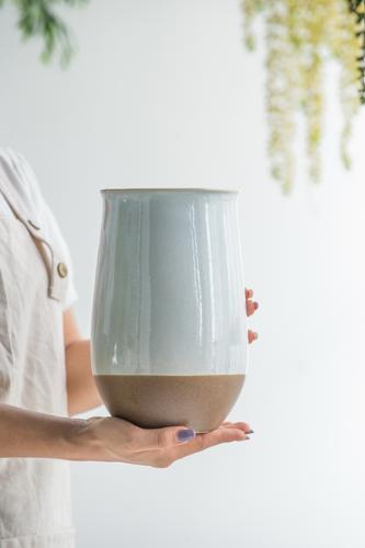 Flower Ceramic Vase - 150 X 150 X 250