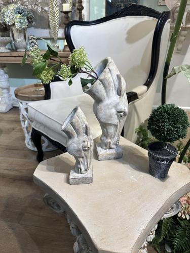 Horse Statue - 90 X 65 X 235