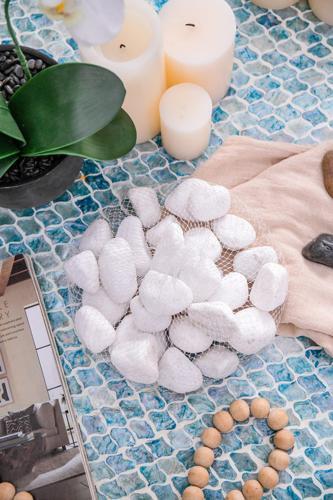 1.2 - 2 Inch Snow White Stone, 5 Lb