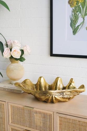 Gold Decrotive Clam