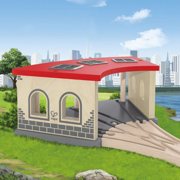 Big Engine Shed - Hape