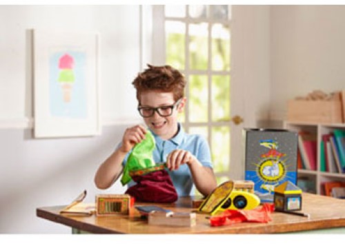 Melissa & Doug - Deluxe Wooden Magic Set