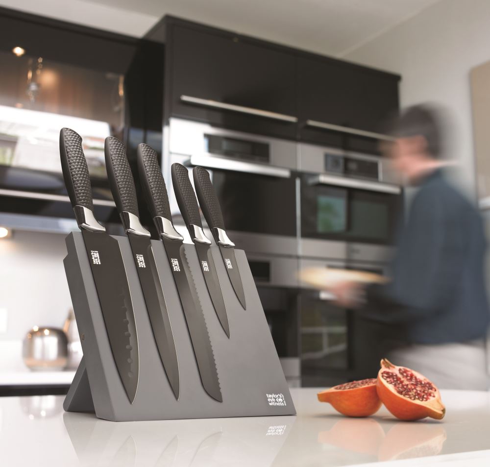 Knife Block Set - Taylors Magnetic Black Set - 5 Pieces