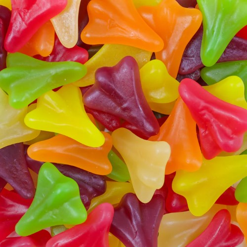 Colorful, aeroplane-shaped lollies in a 2kg bag, perfect for parties and sweet snacking. Fruity delight for all ages!