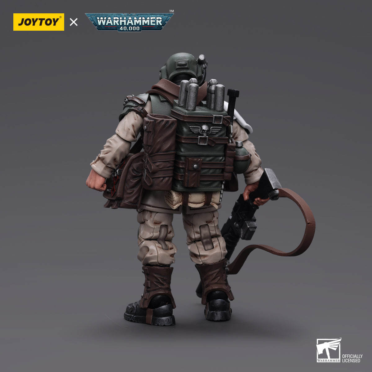Warhammer 40K 1/18 Astra Militarum Cadian Command Squad Veteran with Medi-pack