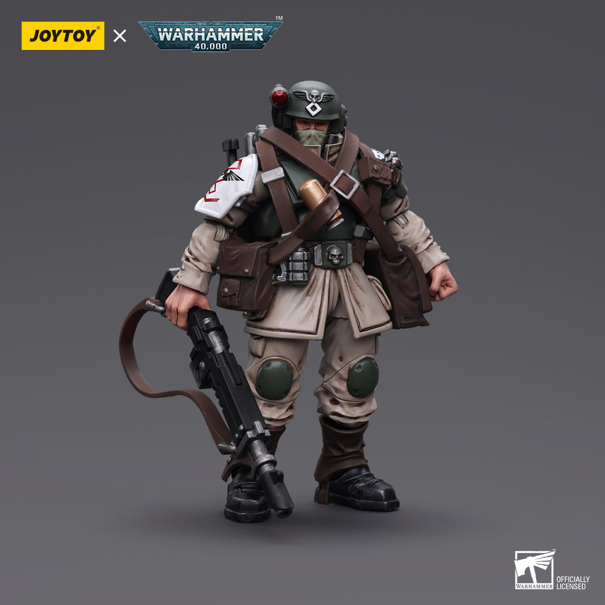 Warhammer 40K 1/18 Astra Militarum Cadian Command Squad Veteran with Medi-pack