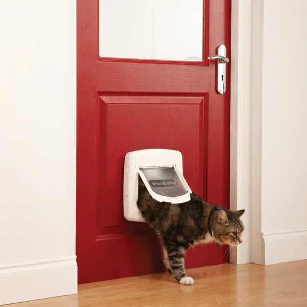 Staywell Magnetic 4-Way Locking Deluxe Cat Flap
