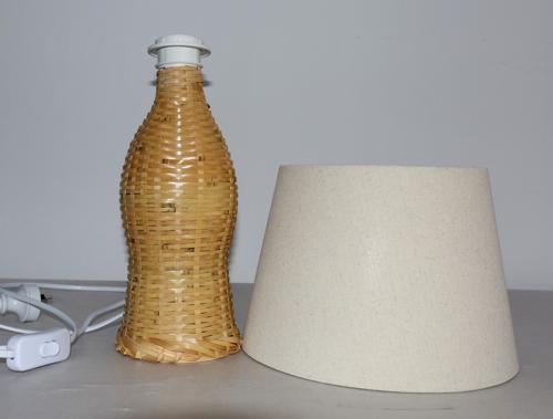 BAMBOO & LINEN TABLE LAMP - NATURAL - 240x400