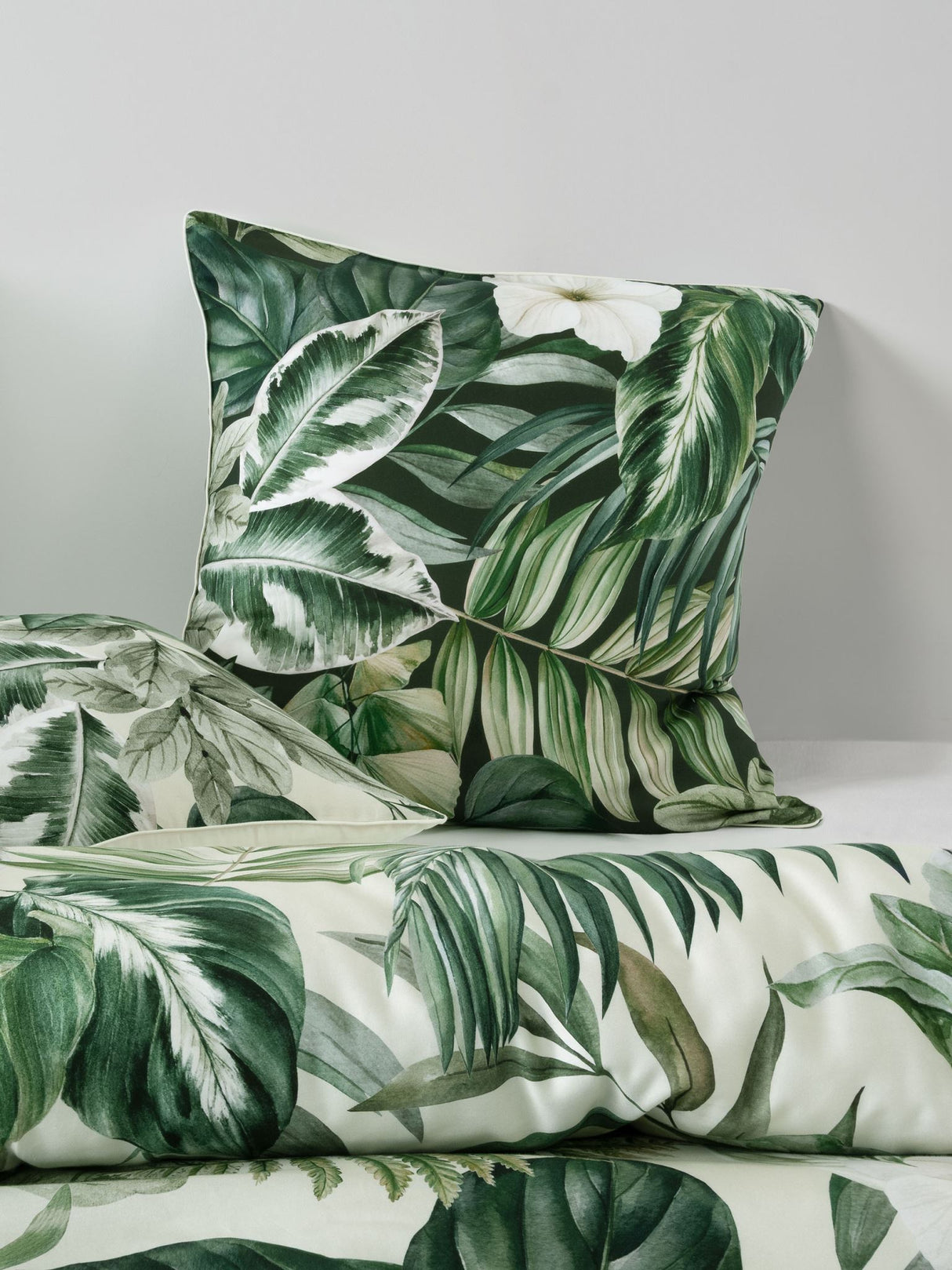 Evergreen Duvet Cover Set by Linen House - Australian Super King (Sage)