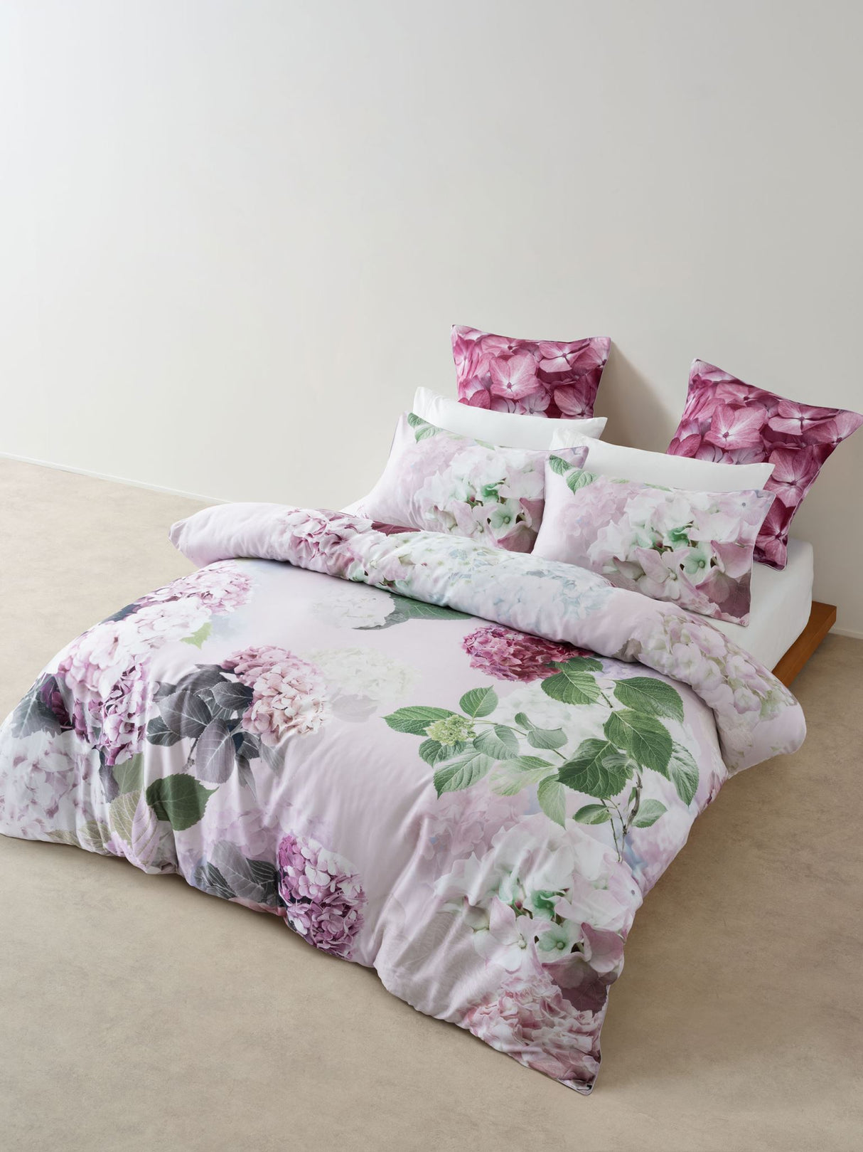 Thea Duvet Cover Set by Linen House - Queen (Plum)