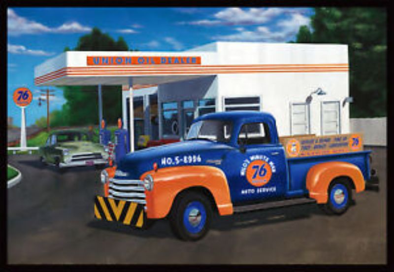 Detailed 1/25 scale model kit of a 1950 Chevy Pickup, perfect for car enthusiasts and builders aged 10 and up.