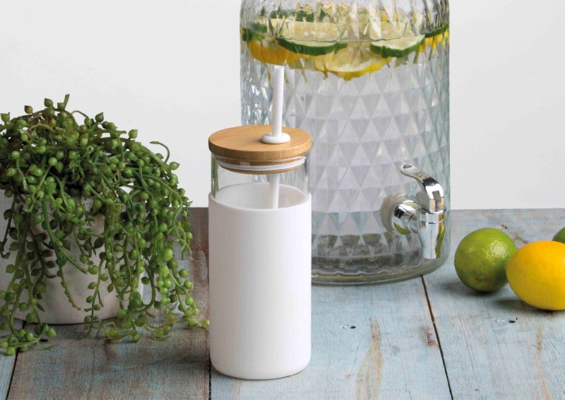 Stylish Envy Glass Bottle in White with bamboo lid, silicone sleeve, and matching straw for eco-friendly hydration.