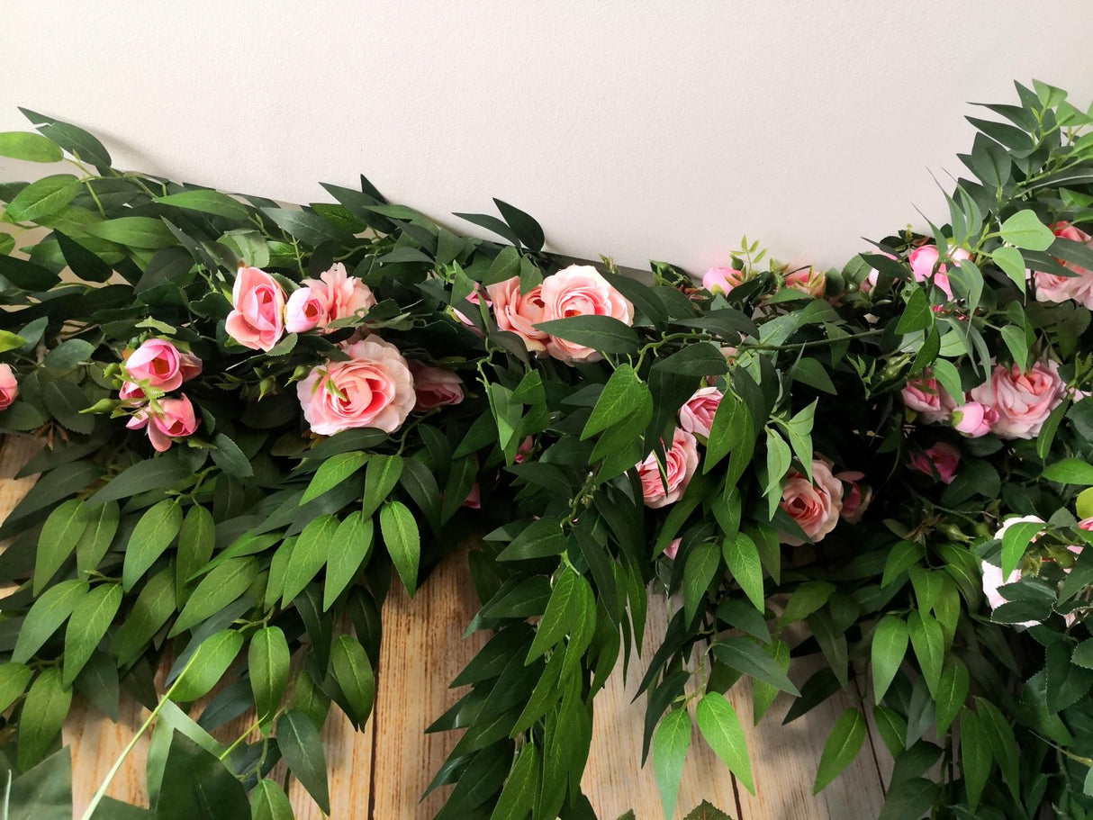 Garland – Hanging Rose Trail 120cm