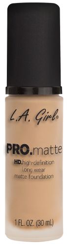 La Girl Pro Matte Foundation in Ivory offers a creamy, buildable formula for a flawless, shine-free complexion.