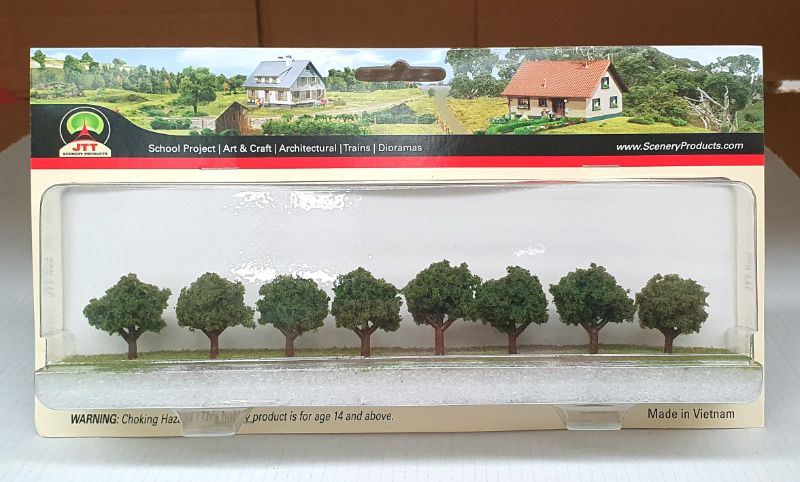 Small deciduous trees, 3/4 to 1 inch, perfect for dioramas and layouts, featuring lifelike details and vibrant colors.