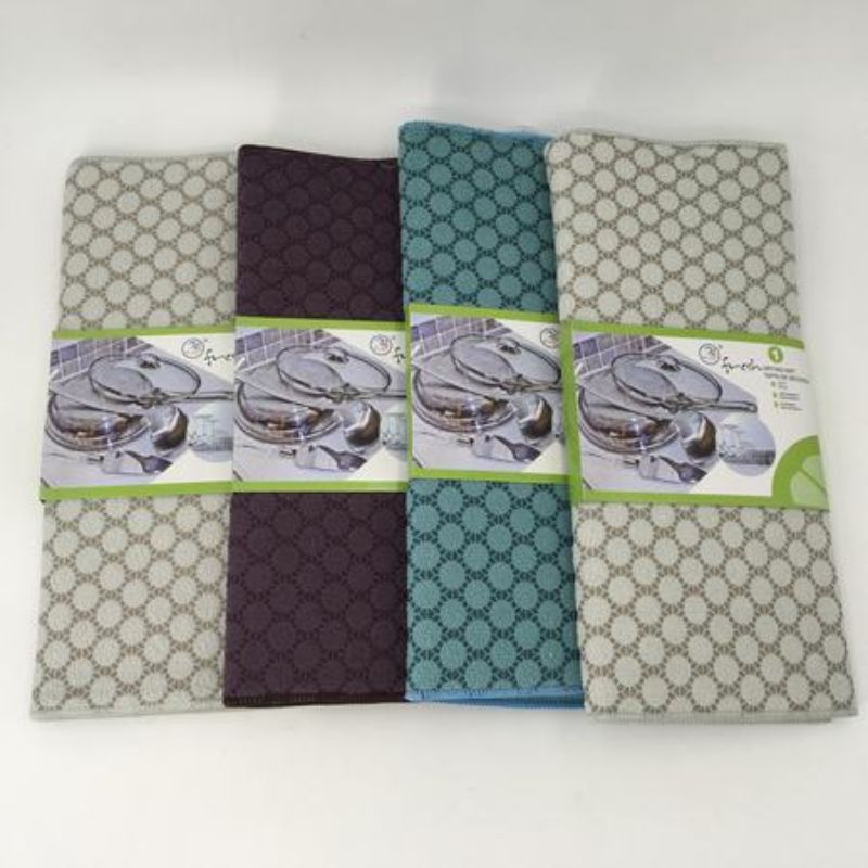 Set of 12 assorted kitchen drying mats (38 x 51cm) for absorbing moisture and keeping countertops organized and dry.