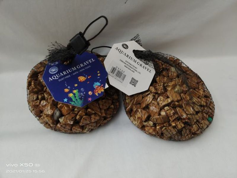 Aquarium Stones - Wood in 700g packs, perfect for enhancing aquatic decor, sold in sets of 12.