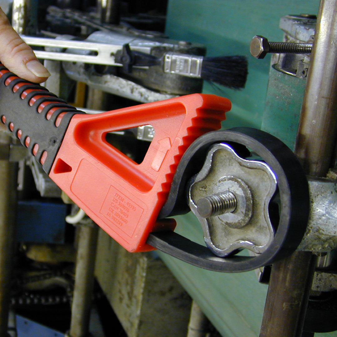 BOA 160mm Constrictor Strap Wrench with soft grip handle and high-strength strap for safe gripping of various objects.