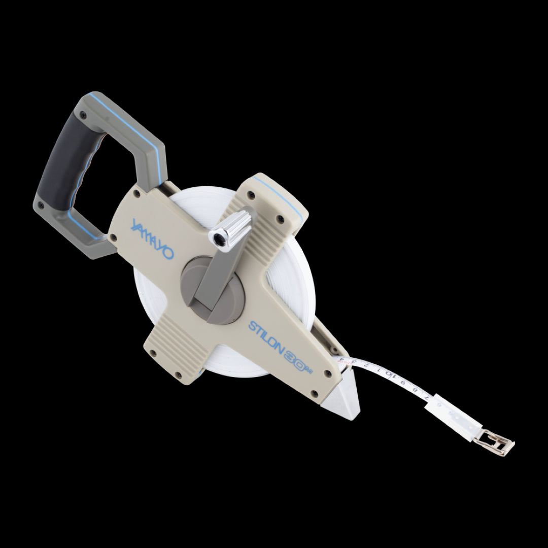 YAMAYO 30m Nylon Coated Steel Measuring Tape with durable ABS reel, water-resistant coating, and precise Type E blade for accuracy.