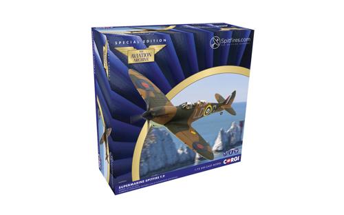 Diecast Aircraft - Corgi - 1/72 Spitfire T.9 (SM520)