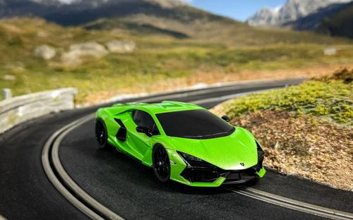 Slot Cars & Accessories - Scalextric - Set: Supercar Showdown