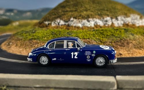 Slot Cars & Accessories - Scalextric - Jaguar MK2 - Grant Williams