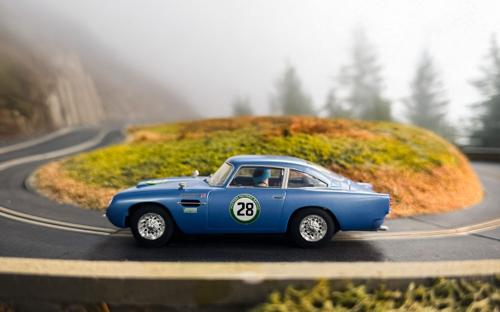 Slot Cars & Accessories - Scalextric - Aston Martin Historic GT