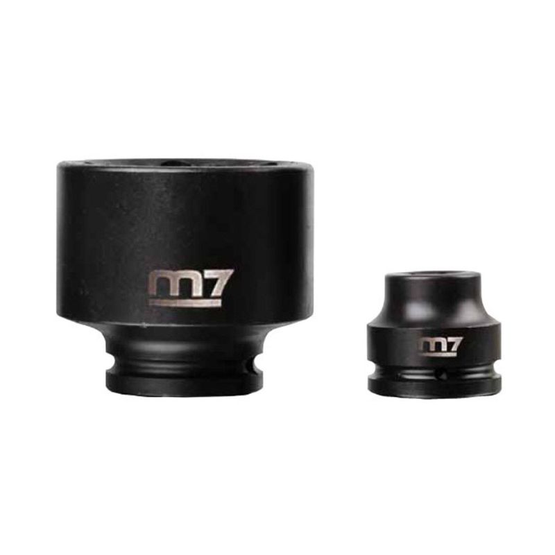 M7 Impact Socket 1in Dr. 33mm: Durable chrome molybdenum steel tool for heavy-duty applications, perfect for large fasteners.