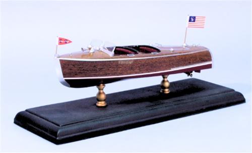 Dumas 1940 Chris-Craft Barrel Back 1/24 Model Boat Kit
