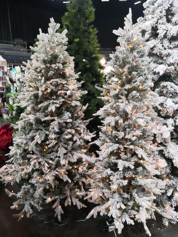 Christmas Tree – 7.5 PE & PVC Snowy Glitter Slim Tree with Light