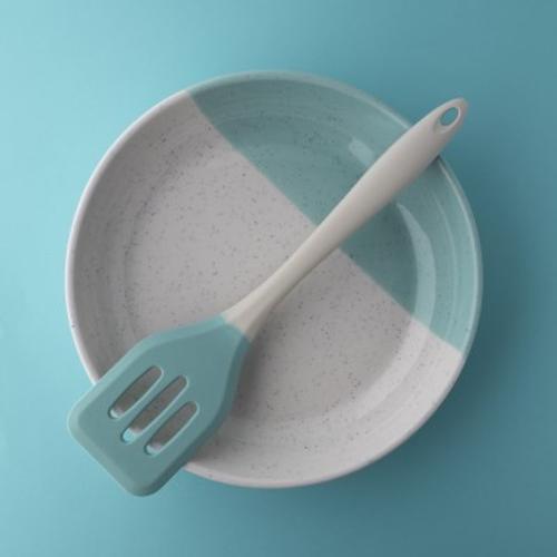 Taylors Silicone Slotted Turner 28cm - Buttermilk/Turquoise