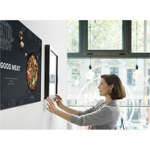 QB43C 43 UHD QBC PREMIUM DISPLAY 16/7