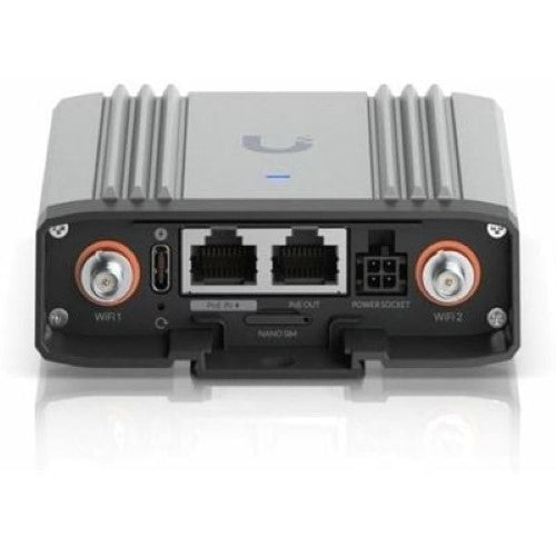 Compact industrial LTE Cat 4 WiFi router