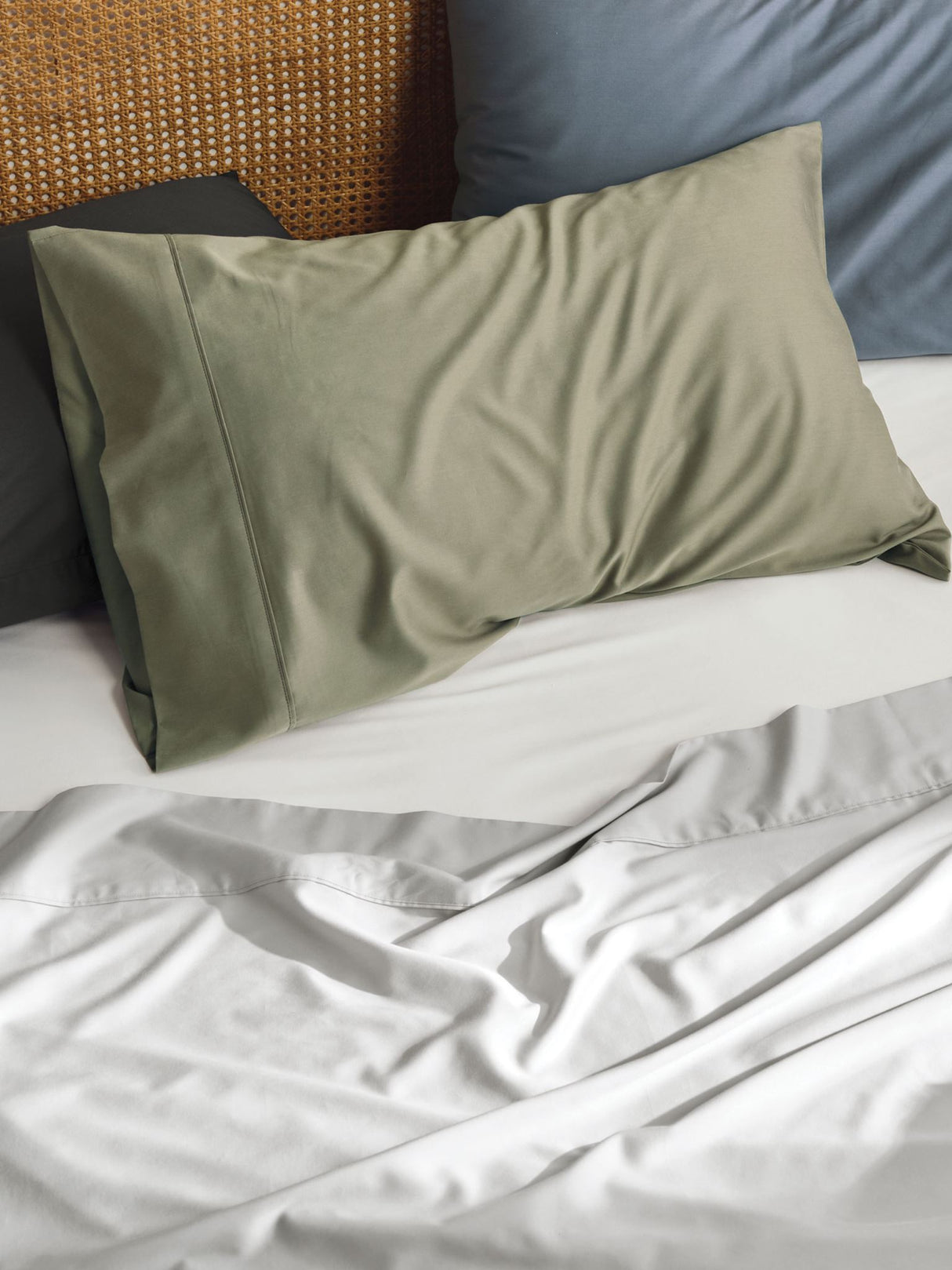 Split Super King - 500T Bamboo Cotton Blend Sheet Set by Savona - Olive