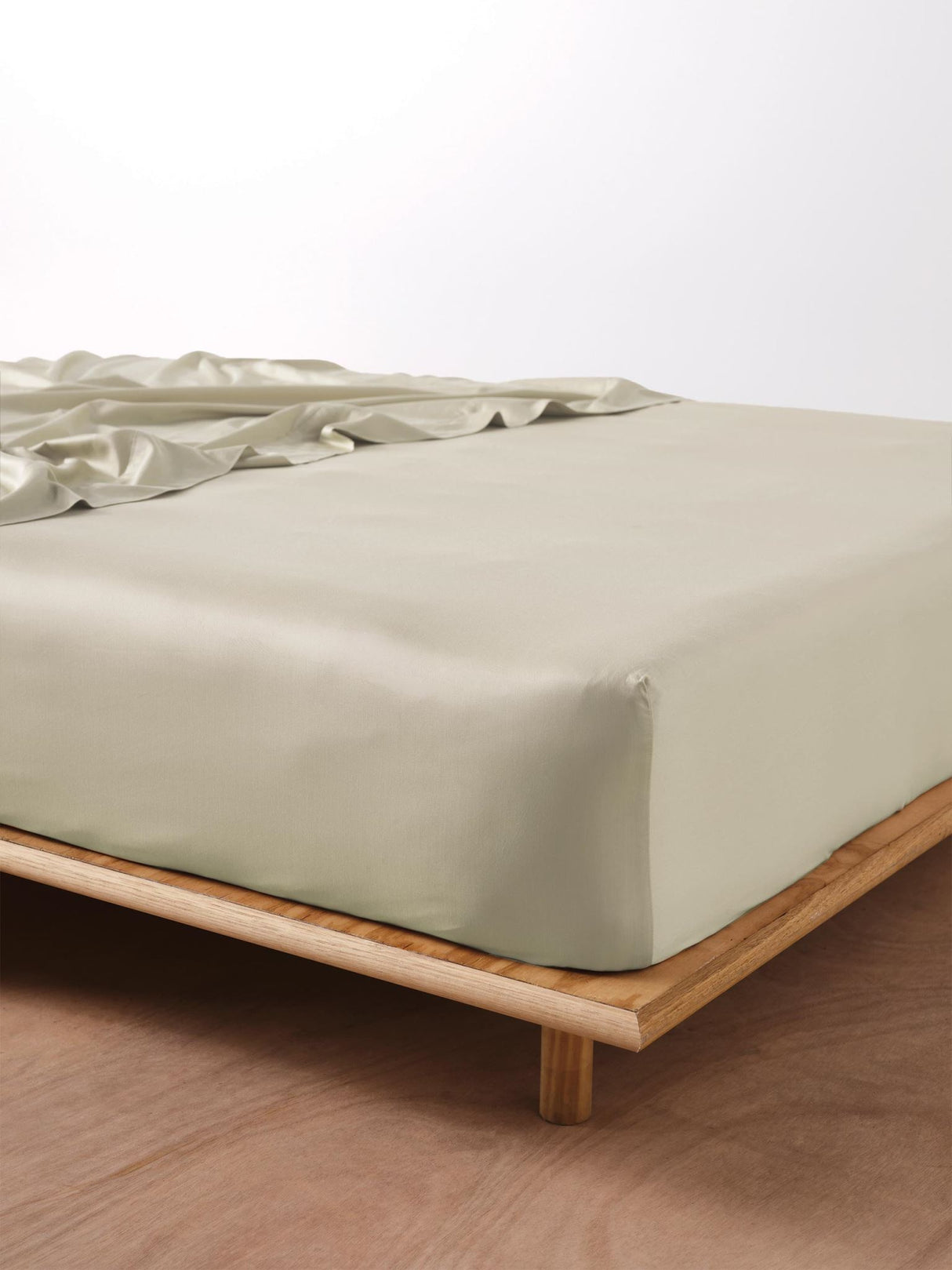 King - 500T Bamboo Cotton Blend Fitted Sheet by Savona - Natural