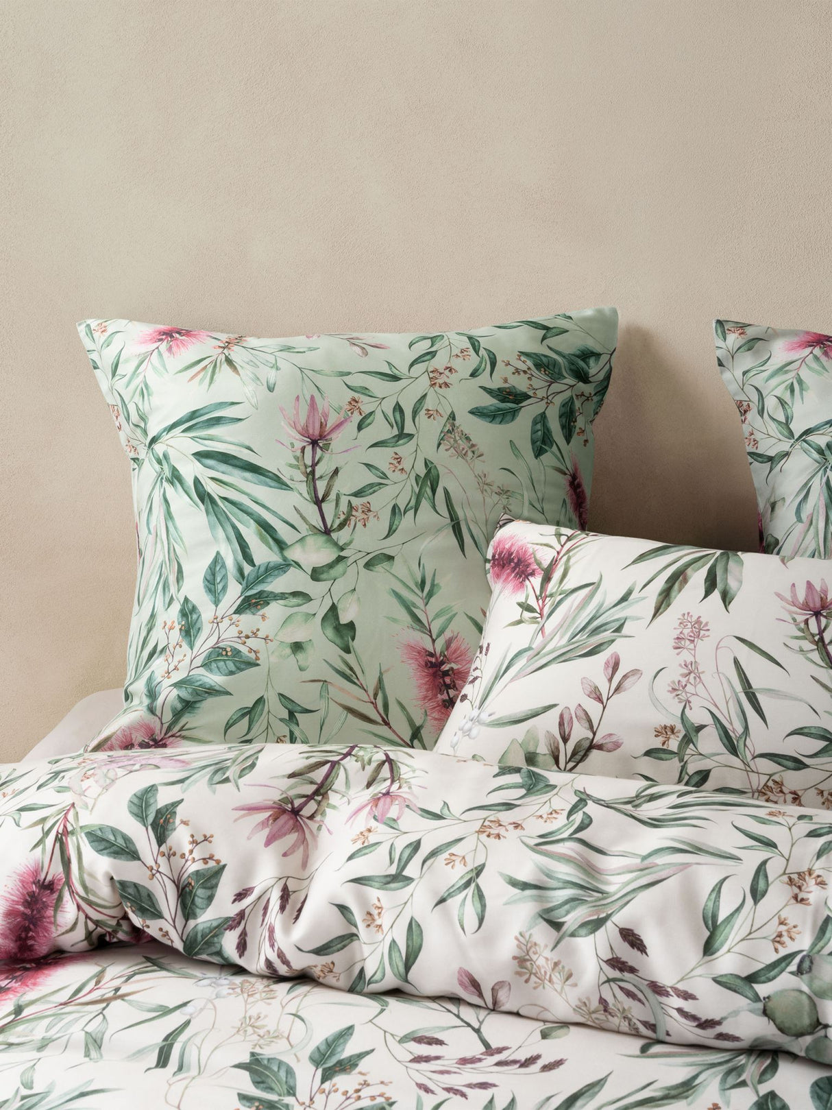 Australian Super King - Lowen Duvet Cover Set by Savona