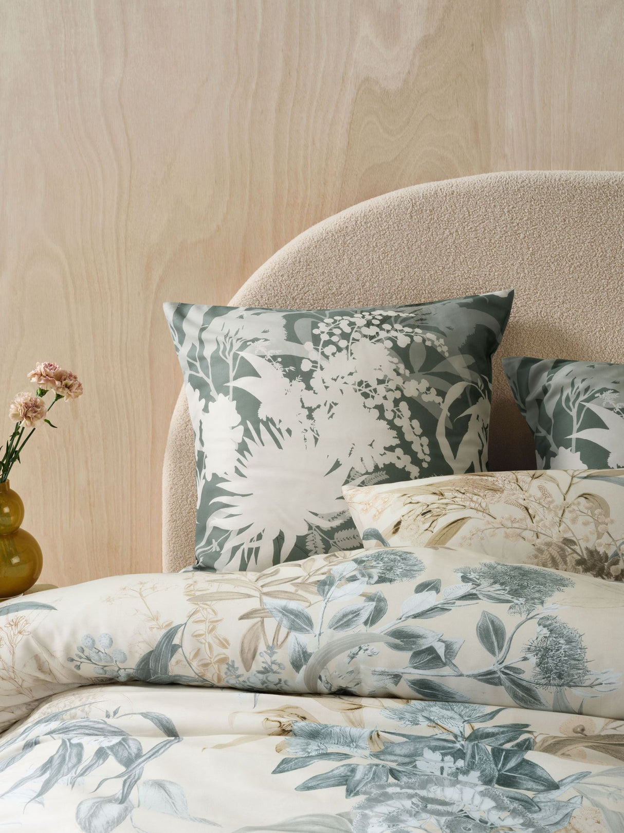 King - Sorrento Duvet Cover Set by Savona