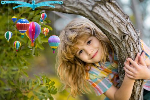 Paint Your Own Hot Air Balloons Mobile